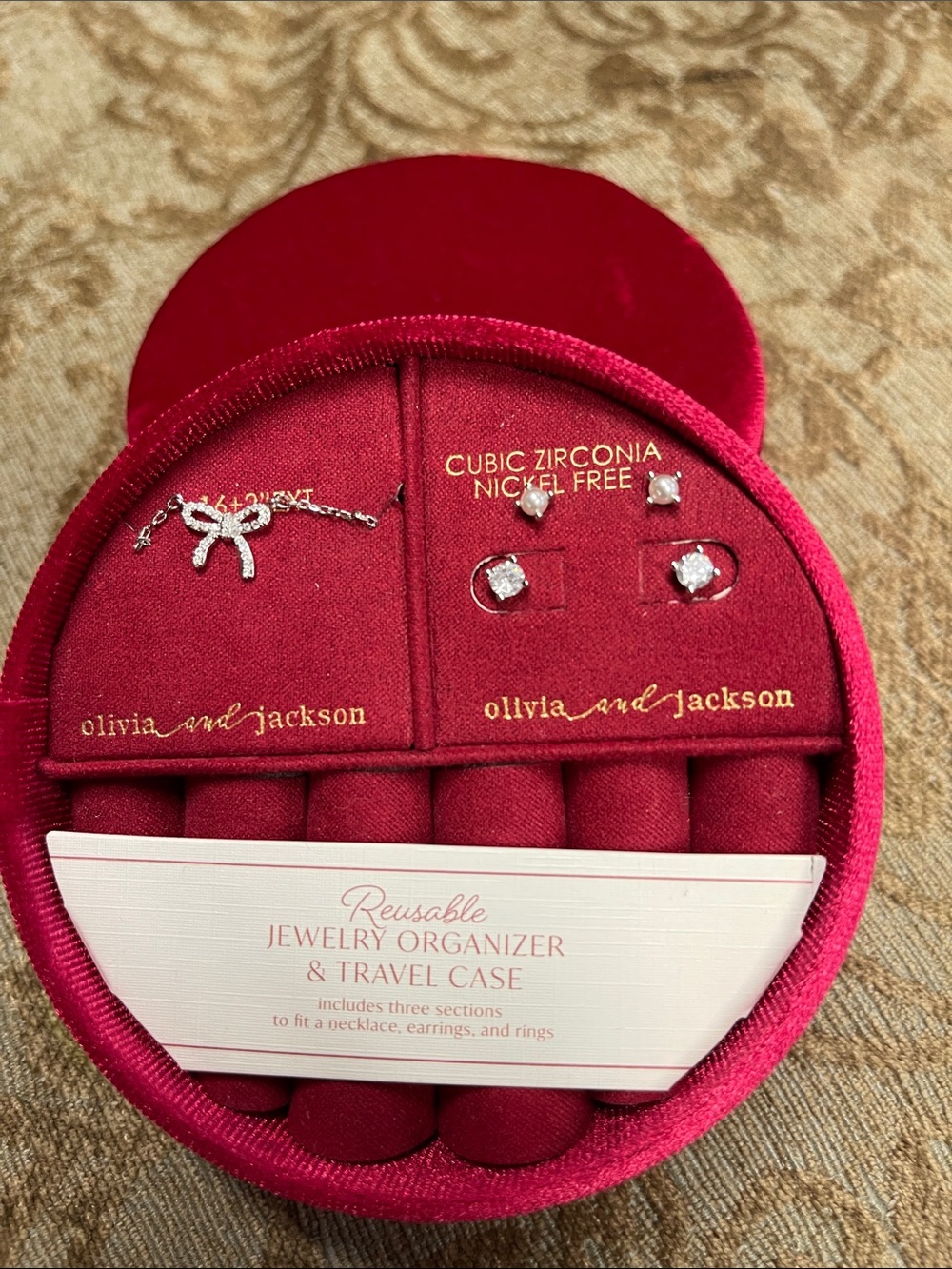 Olivia and Jackson Bow Necklace and Earring Set with Jewelry Case New